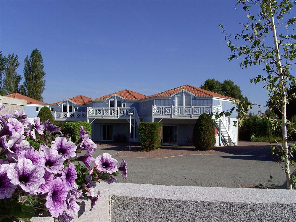 Park & Suites Village La Rochelle - Marans Marans (Charente-Maritime) Exterior foto